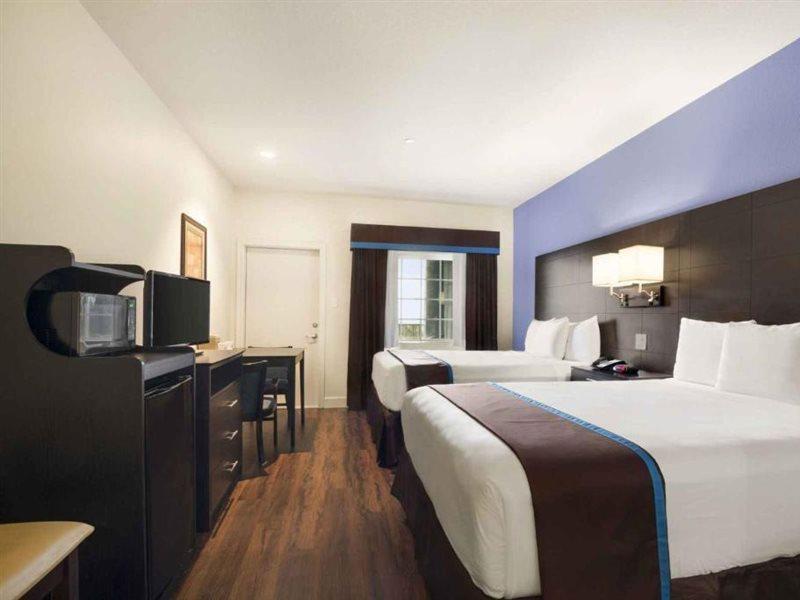 Days Inn & Suites By Wyndham Galveston West/Seawall Exteriör bild