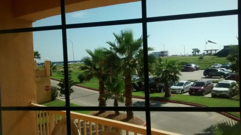 Days Inn & Suites By Wyndham Galveston West/Seawall Exteriör bild
